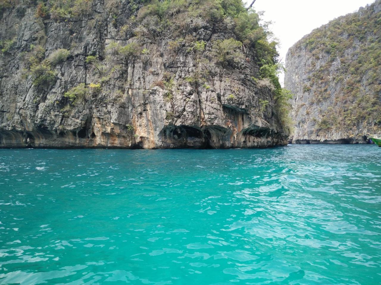 The Beach At Klong Muang Екстер'єр фото