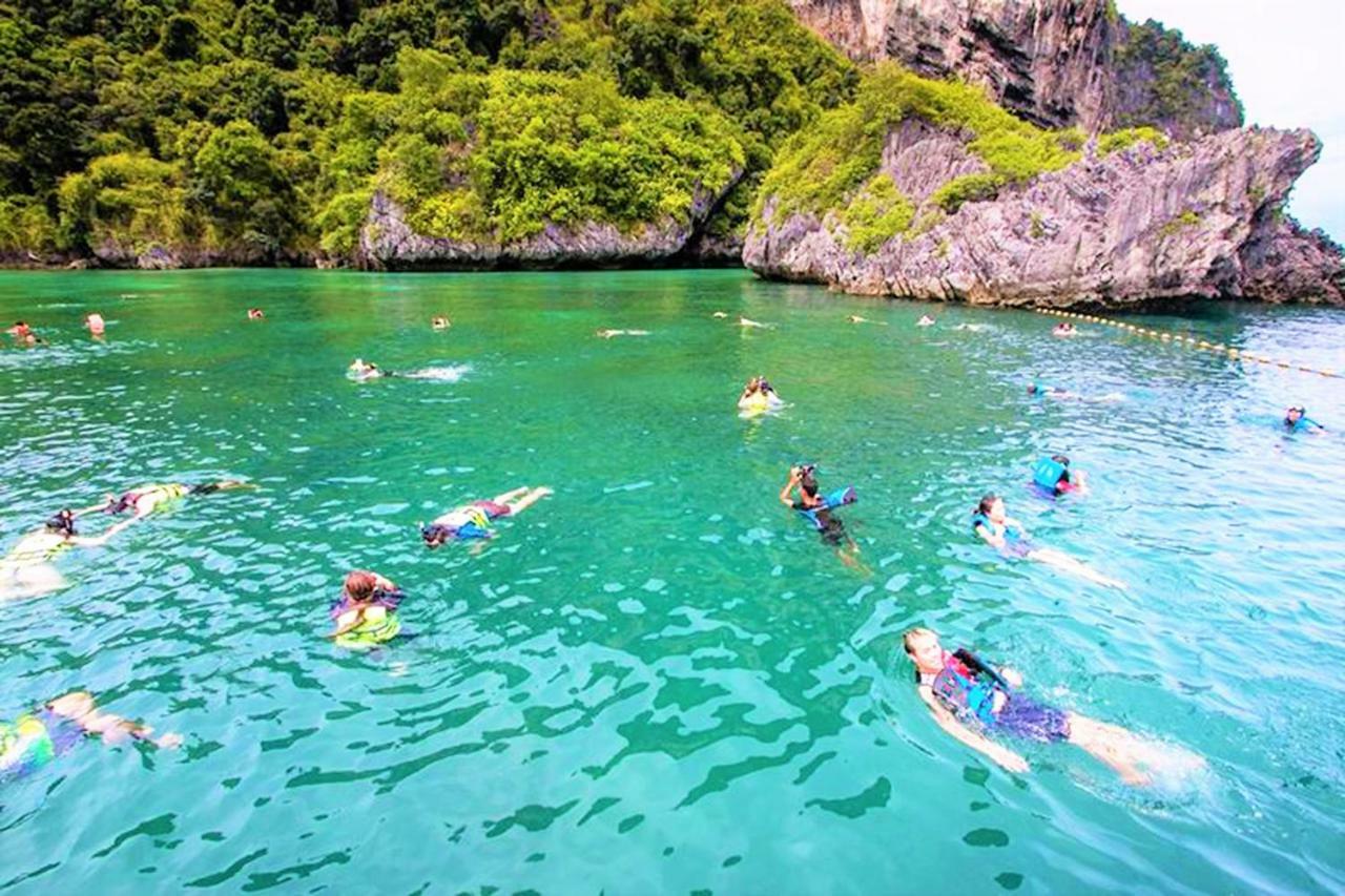 The Beach At Klong Muang Екстер'єр фото